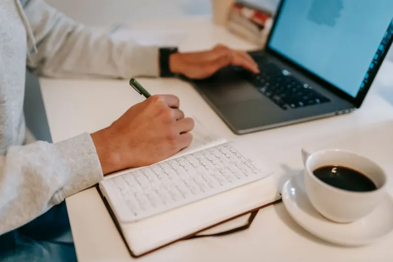 Steady Wins the Story: How Vietnamese Web Fiction Writers Are Making Real Money Without Going Viral