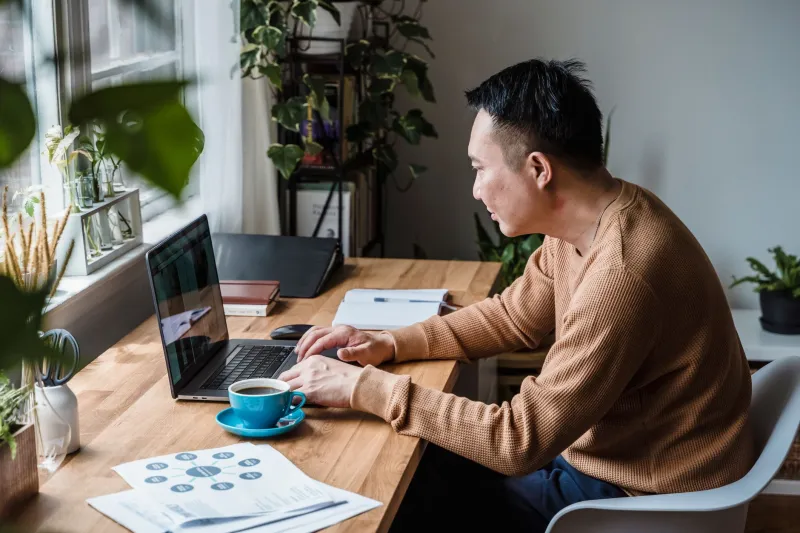 No Publisher, No Problem: How Vietnamese Web Fiction Authors Are Turning Readers Into a Paycheck
